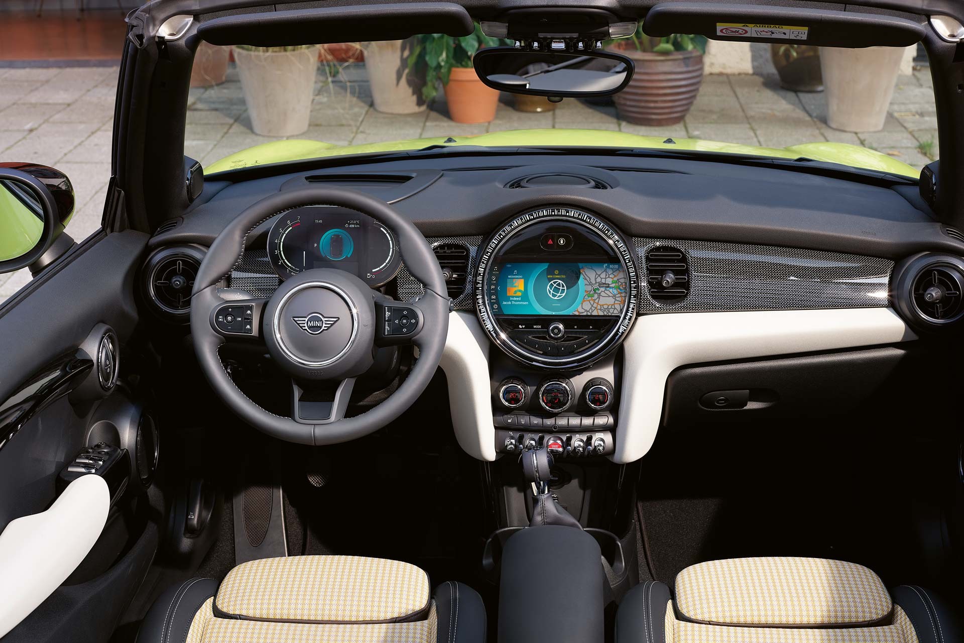 mini connected - bluetooth hands free interface